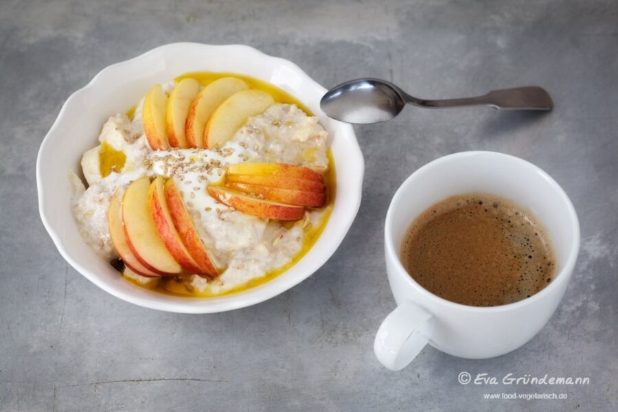 Expresss-Porridge mit Apfel und Banane