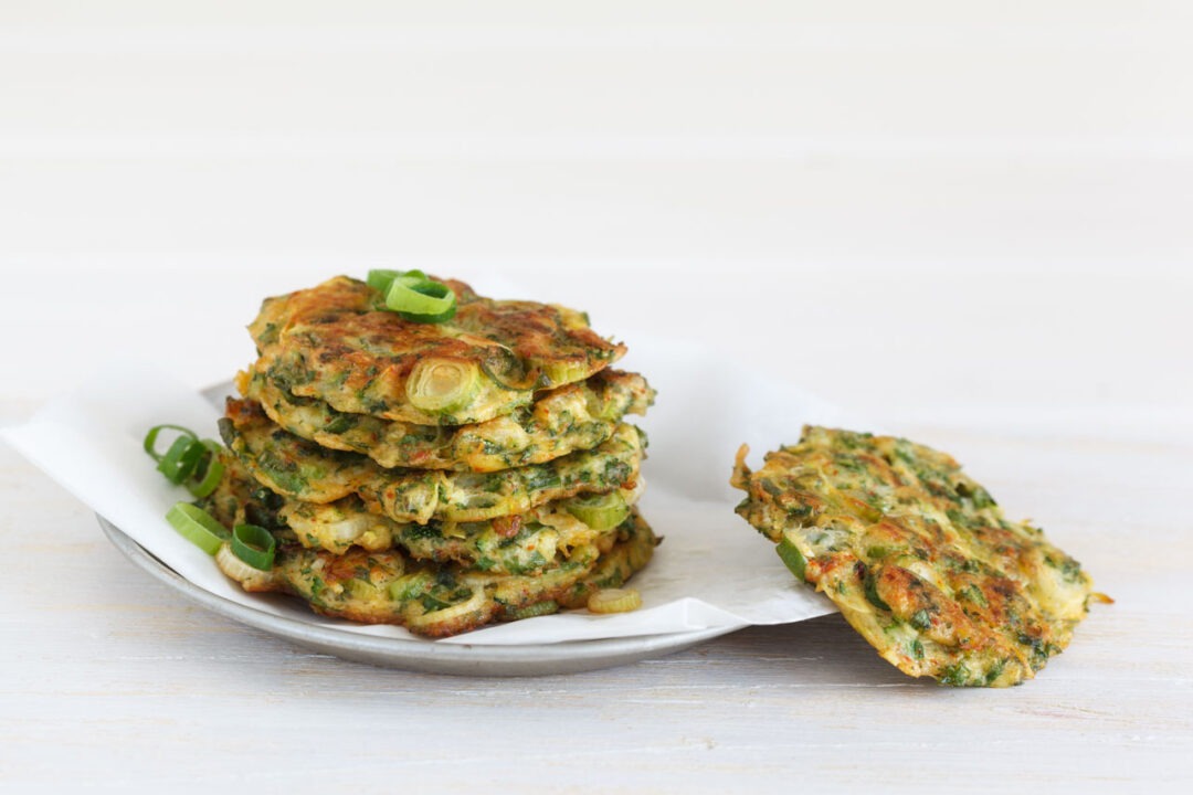 Türkische Zucchini-Puffer (Mücver) - Rezeptbild